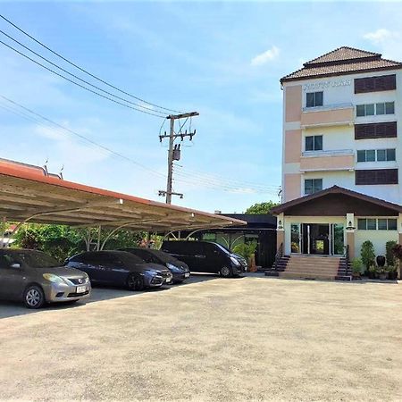 Taevaraj Place Phranakhonszi Ajutthaja Kültér fotó